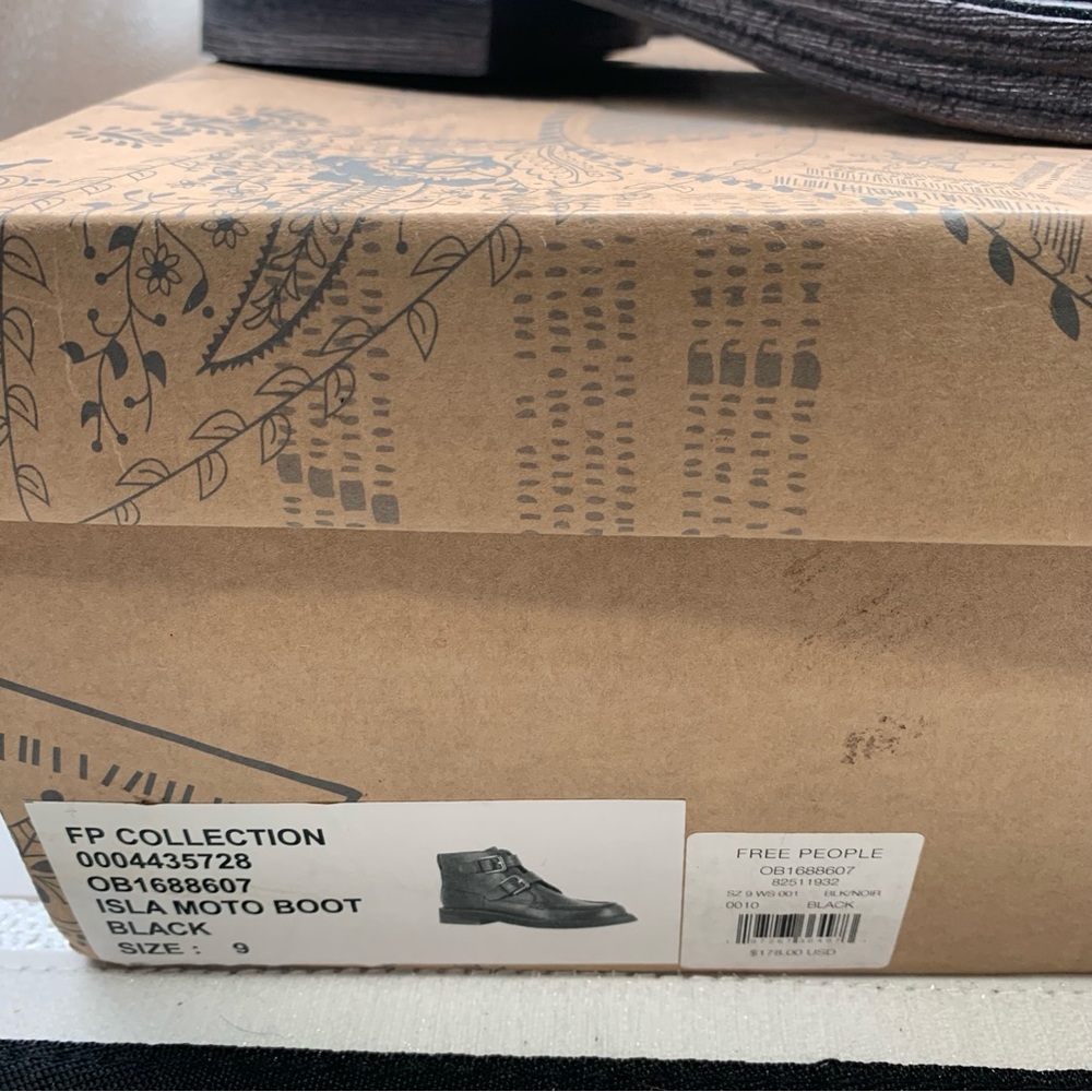 NIB Free People Isla Moto Boot Women's size 9 ankle combat buckle platform black - Picture 2 of 12
